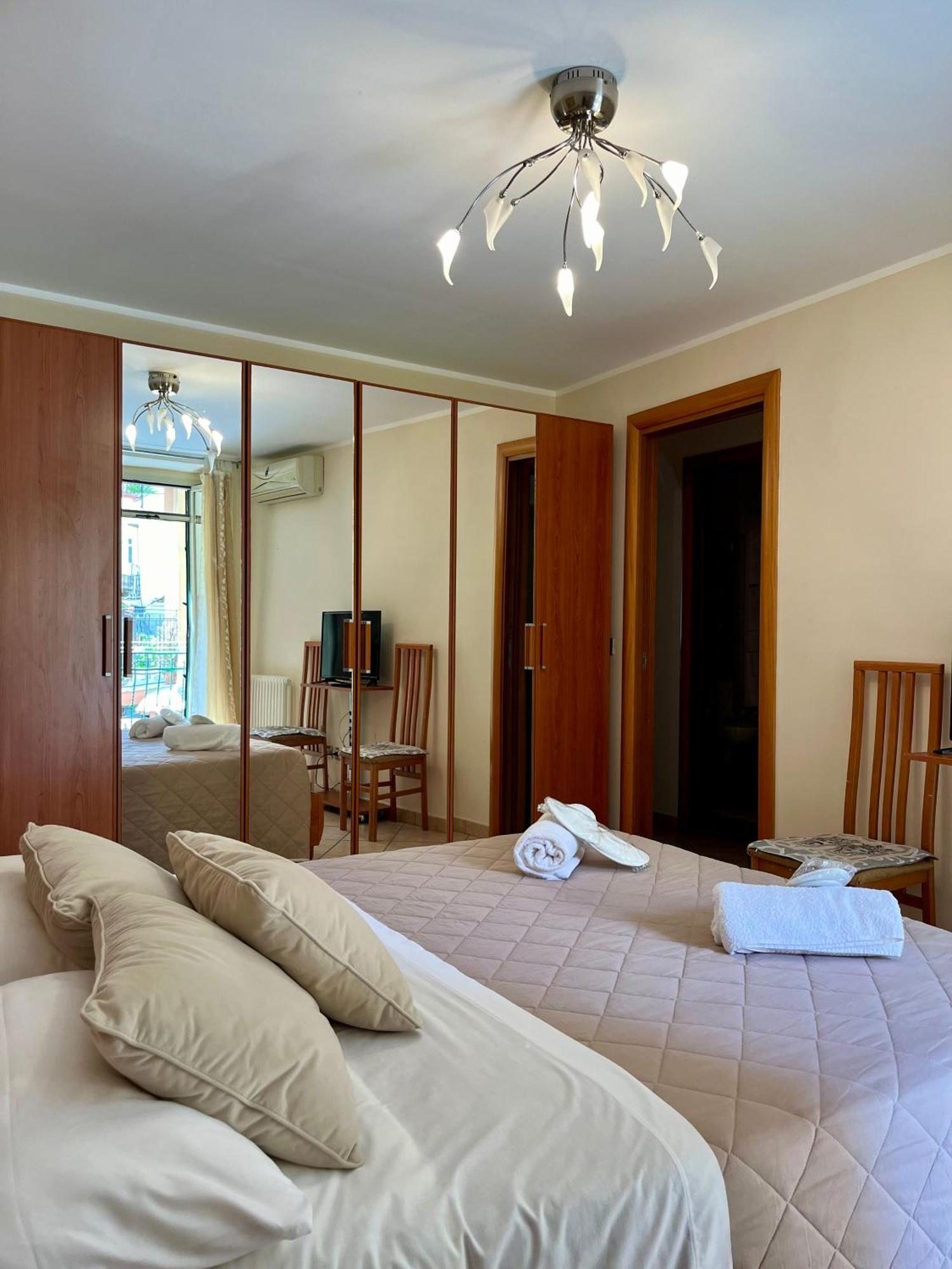 Il Siciliano Apartment タオルミーナ エクステリア 写真